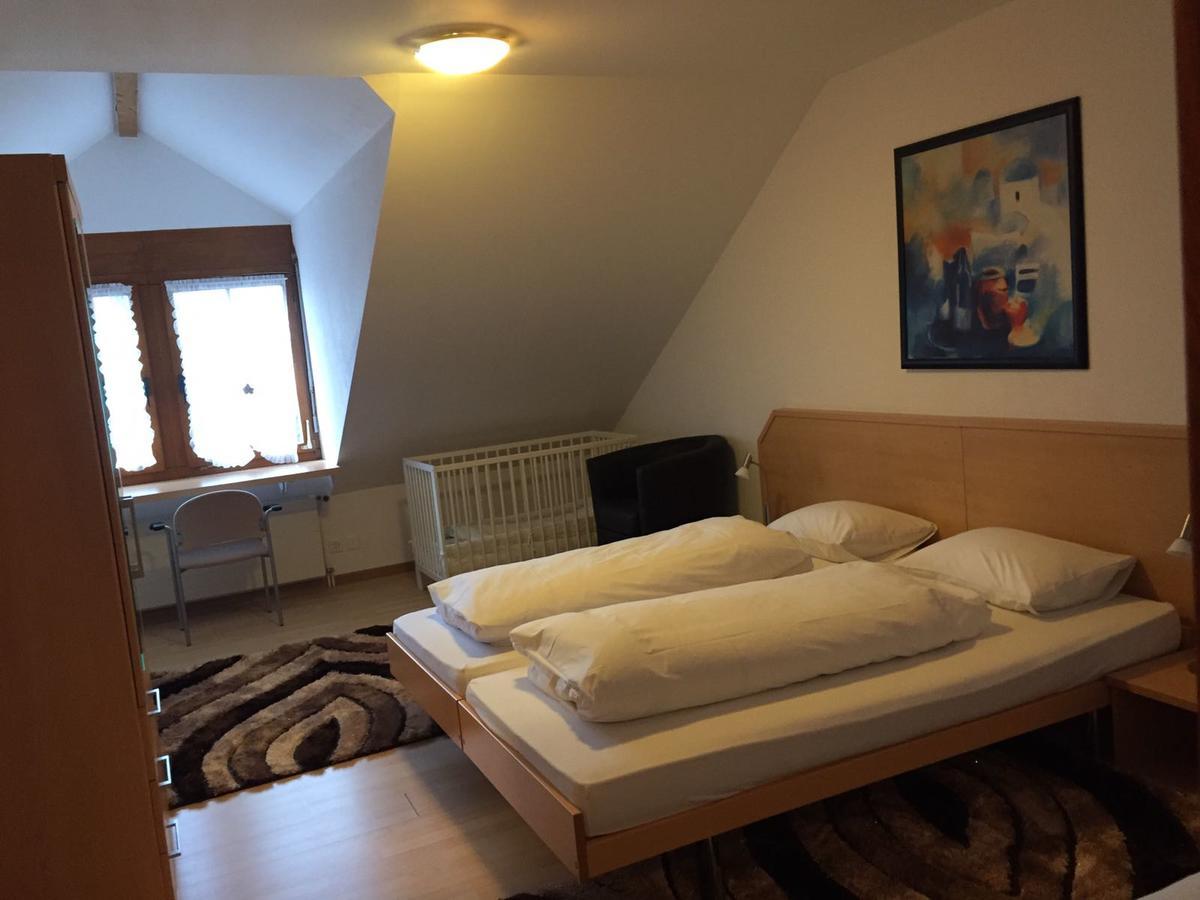 Hotel Restaurant Loewen Sirnach Екстер'єр фото