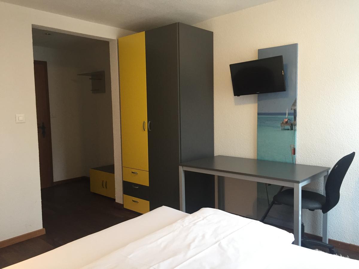 Hotel Restaurant Loewen Sirnach Екстер'єр фото